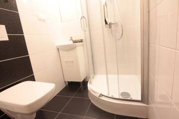 Фото номера Двухместный номер с 1 кроватью и мини-кухней Апарт-отели Apartamenty Velvet г. Познань 28